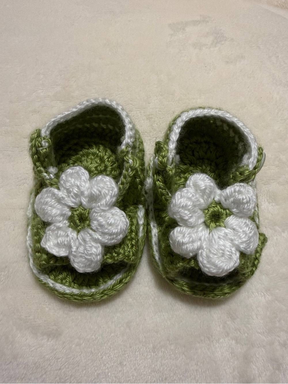 Handmade Green & White Flower Crochet Baby Sandals